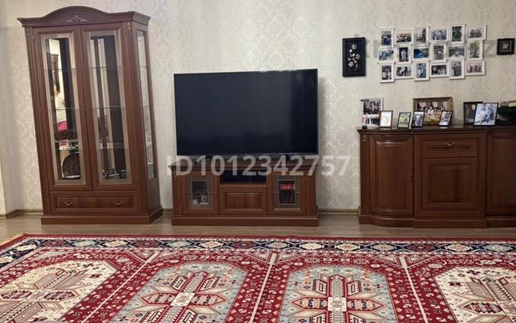 3-комнатная квартира · 130 м² · 6/9 этаж, Абая 63 за 63 млн ₸ в Астане, р-н Байконур — фото 2