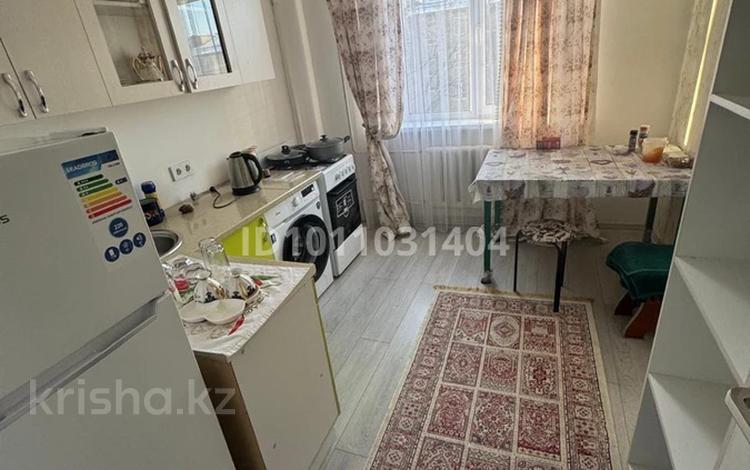 1-бөлмелі пәтер · 36 м², Толе би 210, бағасы: 250 000 〒 в Алматы, Алмалинский р-н — фото 2