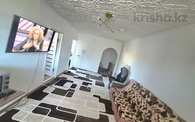 3-бөлмелі пәтер · 60 м² · 2/2 қабат, Циалоковского 22, бағасы: 14 млн ₸ в Талдыкоргане — фото 2