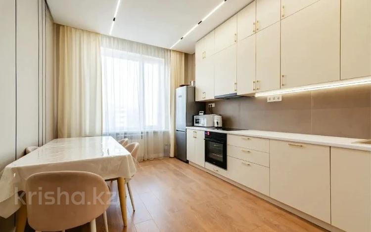 4-комнатная квартира · 115 м² · 3/18 этаж, Розыбакиева 237 за 108 млн ₸ в Алматы, Бостандыкский р-н — фото 4