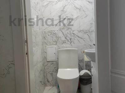 2-бөлмелі пәтер · 71 м² · 3/7 қабат, Алтын орда ш/а., бағасы: 28.5 млн ₸ в Актобе, мкр. Алтын орда