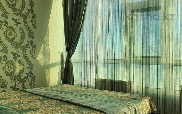 1-комнатная квартира · 62 м² · 17/25 этаж, мкр 11 112А за 18 000 ₸ в Актобе — фото 2