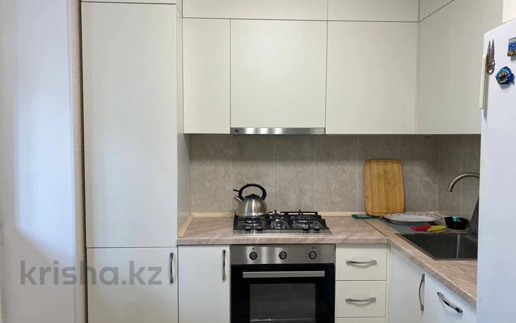 3-комнатная квартира · 70 м² · 2/5 этаж, Богенбай батыра за 78 млн ₸ в Алматы, Медеуский р-н — фото 2
