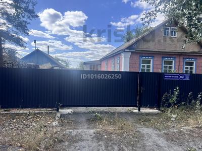 Отдельный дом · 4 комнаты · 100 м² · 10 сот., Ауэзова за 14 млн ₸ в Караганде