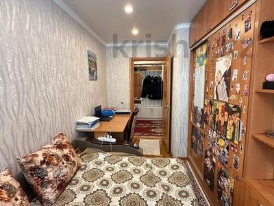 4-бөлмелі пәтер · 80 м² · 4/5 қабат, Самал, бағасы: 27.3 млн ₸ в Талдыкоргане, мкр Самал