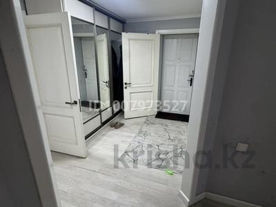 3-бөлмелі пәтер · 65 м² · 3/5 қабат, Байтурсвнова 5 — Пересечение Байтурсынова-Туркистанской, бағасы: 26.5 млн ₸ в Шымкенте, Аль-Фарабийский р-н