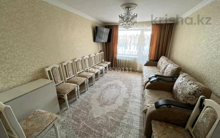 1-комнатная квартира · 60.2 м² · 1/3 этаж, Сергазина 99 10 — Между гостиницей Нур и рестораном Акниет за 14 млн ₸ в  — фото 2