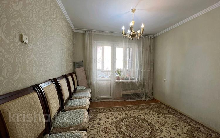 4-комнатная квартира, 82 м², 5/5 этаж, мкр Таугуль 49 за 48.5 млн 〒 в Алматы, Ауэзовский р-н — фото 2