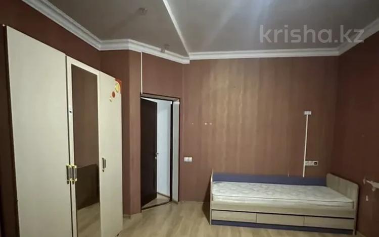 1 комната · 200 м² · 2/2 этаж, мкр Таугуль-3, Байжанбаева 21 за 60 000 ₸ в Алматы, Ауэзовский р-н — фото 2