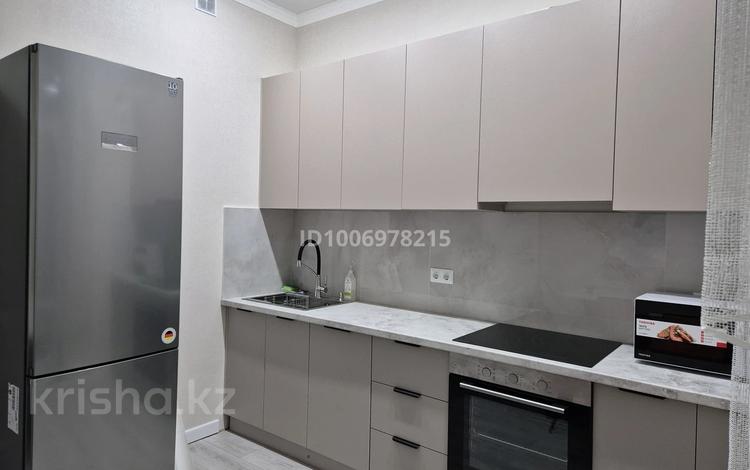 1-комнатная квартира · 40 м² · 6/12 этаж, мкр Комсомольский, Бухар жырау 32 — Бухаржирау/ Бокейхана за 250 000 ₸ в Астане, Есильский р-н — фото 2
