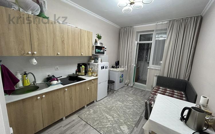 1-комнатная квартира, 39 м², 5/9 этаж, Байтурсынова 39 — Жумабаева