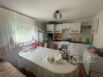 Отдельный дом · 4 комнаты · 60 м² · 9 сот., мкр Калкаман-2, Бегалиева 95 за 90 млн ₸ в Алматы, Наурызбайский р-н