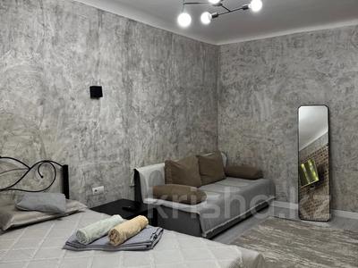 1-бөлмелі пәтер · 35 м² · 2/5 қабат, Абая — Байтурсынова, бағасы: 19 999 ₸ в Алматы, Алмалинский р-н