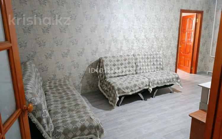 2-бөлмелі пәтер · 43 м² · 2/4 қабат, мкр №1 80 — Саина Жубанова, бағасы: 27.5 млн ₸ в Алматы, Ауэзовский р-н — фото 2