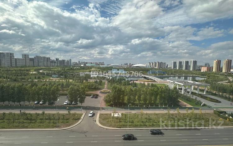 2-бөлмелі пәтер · 60 м² · 8/16 қабат, Туркестан 18/1, бағасы: 60 млн ₸ в Астане, Есильский р-н — фото 2