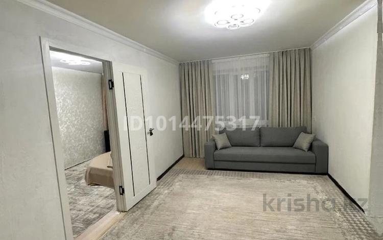2-комнатная квартира · 47 м² · 1/5 этаж, Старый город, Айтеке би 38 — Үй тап таза ешқандай минусы жоқ ремонт свежий, Базар,дина,анварға жақын. Жанында №62,6,22,42 мектептер бар. Лицей,Мед,Муз Колледж бәріне жақын. Двор тынышы , көршілер жайлы .Үйдің артында ГОП бар . оте тыныш ,жайлы үй за 12 млн ₸ в Актобе — фото 2