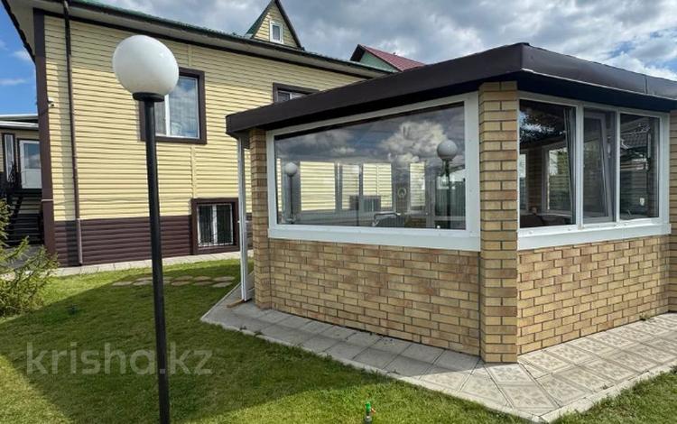 Отдельный дом · 4 комнаты · 284 м² · 10 сот., Тепличная за 90 млн 〒 в Костанае — фото 2