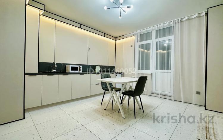 1-бөлмелі пәтер · 40 м² · 10/25 қабат, мкр 11 112В, бағасы: 17 000 ₸ в Актобе — фото 2
