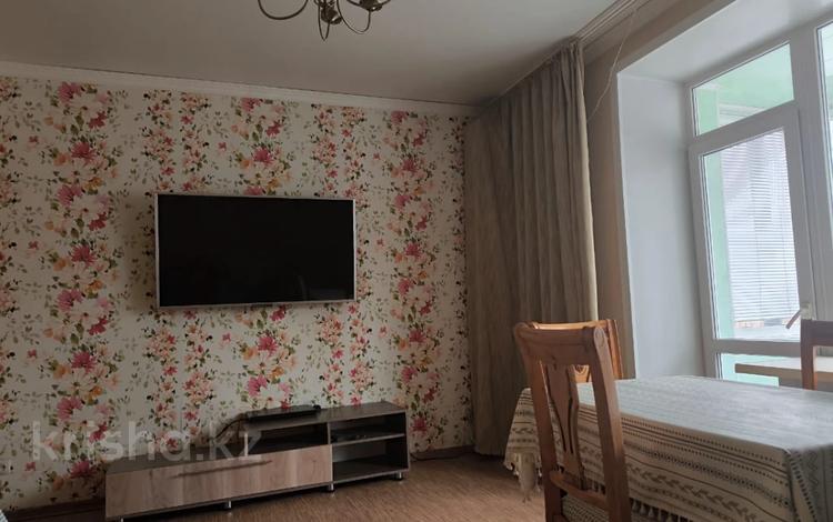 3-комнатная квартира · 64 м² · 1/2 этаж, Краснознаменная 88 за 14.9 млн ₸ в Усть-Каменогорске — фото 7