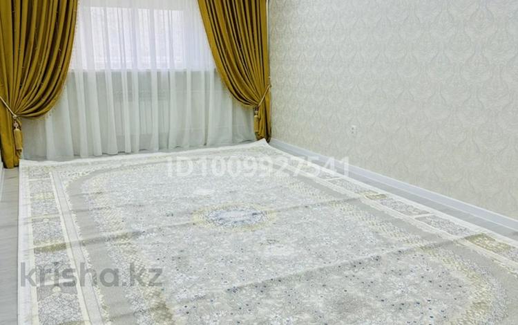 2-комнатная квартира · 64 м² · 1/6 этаж, 34-й мкр 11 за 22.5 млн ₸ в Актау — фото 2