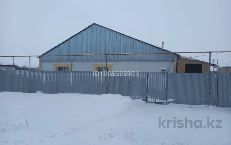 Отдельный дом · 3 комнаты · 95.4 м², Абулхаирхана 25/1 за 10.5 млн ₸ в Аксае — фото 2