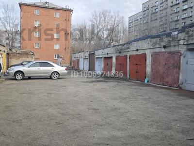 Гараж · 21 м² · проспект Назарбаева 19/1 — Назарбаева и 30й гвардейской дивизии, бағасы: 4 млн 〒 в Усть-Каменогорске, Ульбинский