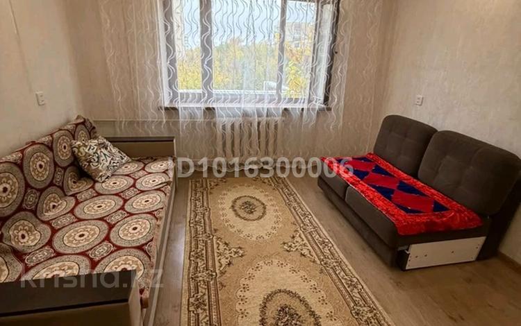 1-бөлмелі пәтер · 42 м² · 4/5 қабат, Жаңа қала ш/а., Назаобаева 53/1 — Пр Республики, бағасы: 190 000 ₸ в Караганде, Казыбек би р-н — фото 2