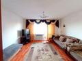 2-комнатная квартира · 54 м² · 3/5 этаж, Майкудук, Майкудук, мкр Шахтёрский — Восток 5 за 10.7 млн 〒 в Караганде, Алихана Бокейханова р-н