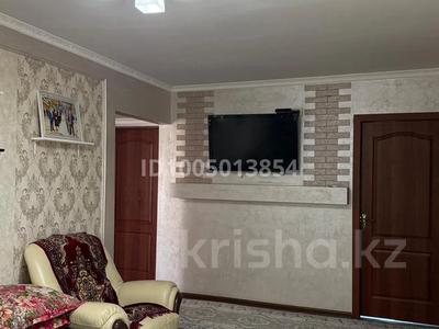 4-бөлмелі пәтер · 80 м² · 4/5 қабат, Байтурсынова 75В/37кв, бағасы: 27 млн ₸ в Шымкенте, Туран р-н