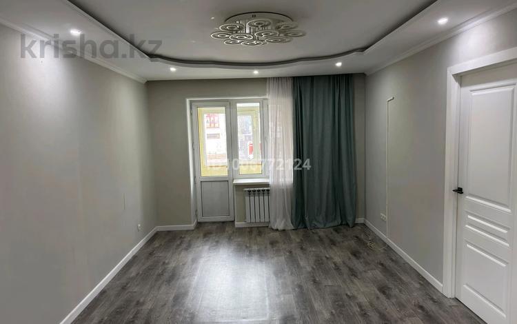 3-бөлмелі пәтер · 64 м² · 2/5 қабат, Титова — Магазины Умит, бағасы: 32 млн ₸ в  — фото 2