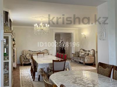 Отдельный дом · 4 комнаты · 280 м² · 10 сот., Шукурова 1г за 200 млн 〒 в 