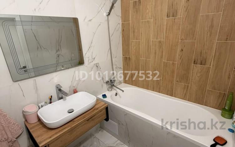 2-комнатная квартира · 55 м² · 5/9 этаж, Тауелсиздик 43/3 — Пересечение улиц Б.Момышулы и Тауелсиздик за 36 млн ₸ в Астане, Алматы р-н — фото 2