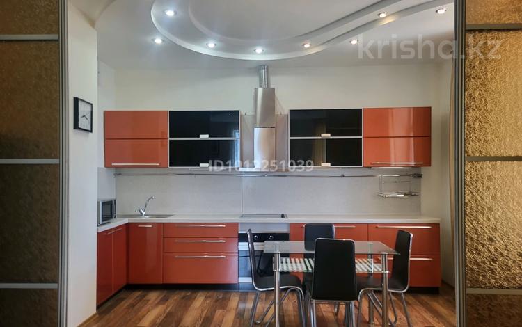 2-бөлмелі пәтер · 90 м² · 9/17 қабат, Торайгырова 1/3, бағасы: 450 000 ₸ в Павлодаре — фото 2