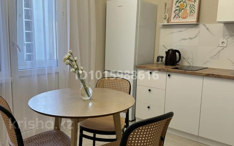 1-комнатная квартира · 34.2 м² · 4/14 этаж, Толе би 24 за 285 000 ₸ в Астане, Нура р-н — фото 2