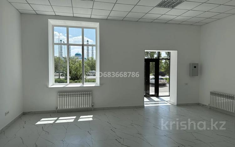 Свободное назначение • 55 м² за 385 000 〒 в Караганде, Казыбек би р-н — фото 21