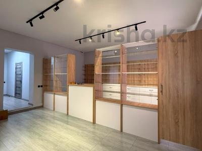 Офисы · 383 м² за 99 млн ₸ в Шымкенте, Аль-Фарабийский р-н