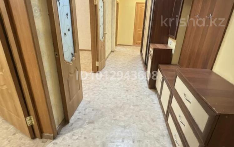 3-комнатная квартира · 92 м² · 3/9 этаж, мкр Юго-Восток, 28й микрорайон 31Б — Проспект Шахтеров и Проспект Республики за 30.9 млн ₸ в Караганде, Казыбек би р-н — фото 37