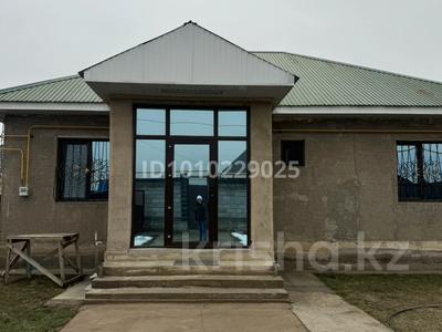 Отдельный дом · 3 комнаты · 100 м² · 6 сот., 60 квартал 2721 за 58 млн 〒 в 