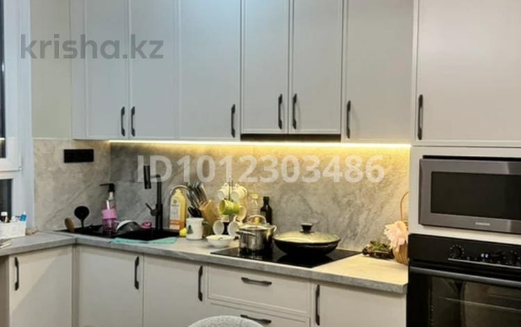 2-бөлмелі пәтер · 78.4 м² · 13/17 қабат, Сатпаева 82 — Каныша Сатпаева, бағасы: 82.5 млн ₸ в Алматы, Бостандыкский р-н — фото 2