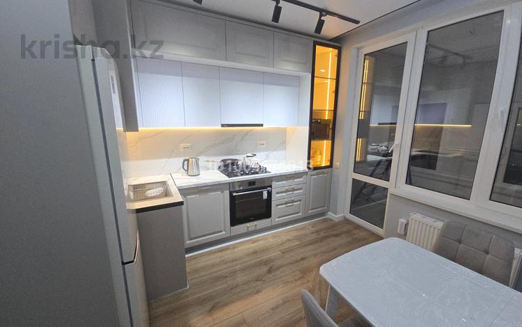 2-бөлмелі пәтер · 60 м² · 3/9 қабат, Абулхайр-хана 69/5, бағасы: 45.5 млн ₸ в Атырау — фото 24