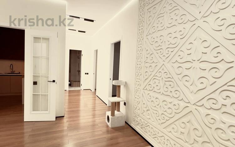 4-комнатная квартира · 148 м² · 6/13 этаж, 16-й мкр 84 за 65 млн ₸ в Актау — фото 2