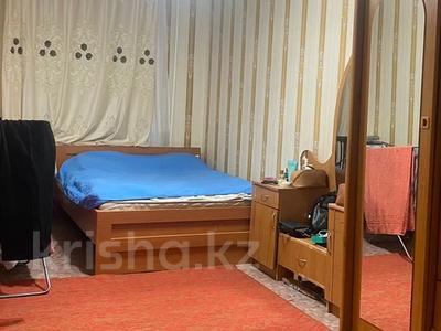 2-комнатная квартира · 44 м² · 1/5 этаж, Муканова 10 — Муканова 10 за 14.5 млн 〒 в Караганде, Казыбек би р-н