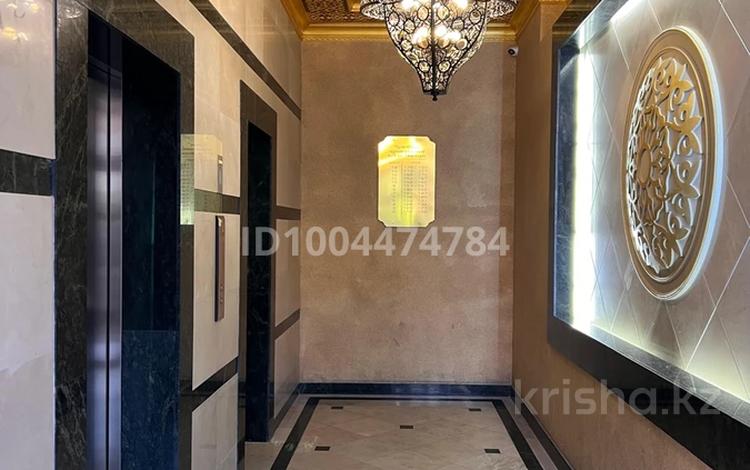2-бөлмелі пәтер · 79 м² · 4/14 қабат, 17-ш/а. 6, бағасы: 300 000 ₸ в Актау, 17-й мкр — фото 2