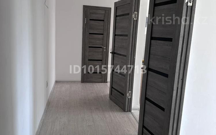 3-бөлмелі пәтер · 75 м² · 2/5 қабат, Улы Дала ш/а. 39, бағасы: 22 млн ₸ в Таразе, мкр Улы Дала — фото 2