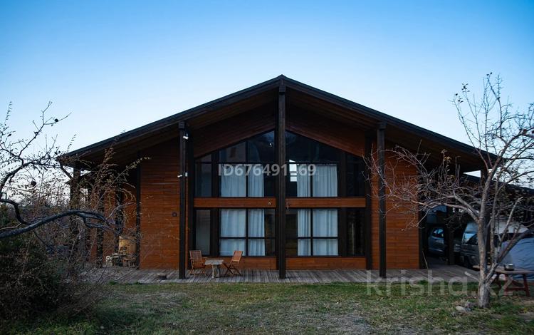 Жеке үй · 4 бөлме · 250 м² · 11 жүзд., Центральная, бағасы: 150 млн ₸ в Байбулаке — фото 16