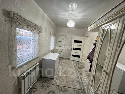 Отдельный дом · 6 комнат · 126 м² · 1000 сот., Исатай Тайманов 409 — Кенесары магазиннің жанында за 32 млн 〒 в Кульсары