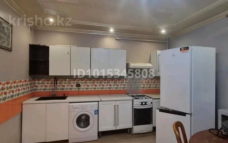 3-бөлмелі пәтер · 86 м² · 1/5 қабат, Думан-2 ш/а. 18, бағасы: 450 000 ₸ в Алматы, Медеуский р-н — фото 3