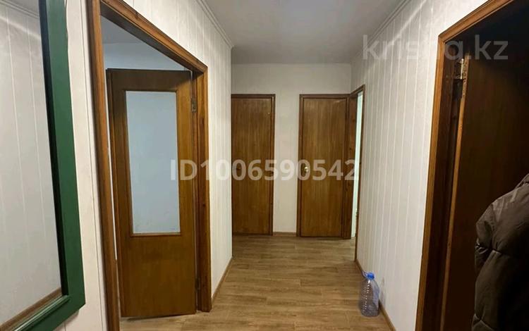 1 комната · 17 м² · 2 этаж, Ермекова 83 за 45 000 ₸ в Караганде, Казыбек би р-н — фото 2
