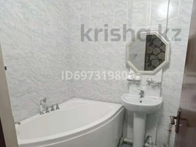 2-комнатная квартира · 65 м² · 3/5 этаж, мкр Асар — На главной улице за 130 000 ₸ в Шымкенте, Абайский р-н