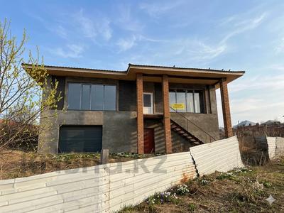 Жеке үй · 4 бөлме · 266 м² · 10 сот., Энтузиастов 43б, бағасы: 38 млн ₸ в Усть-Каменогорске
